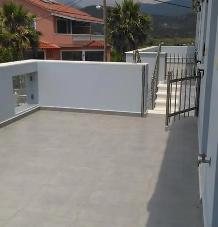 Chiliadou Iiib,ivb, παραλία φωκίδας, ναύπακτος דירה *