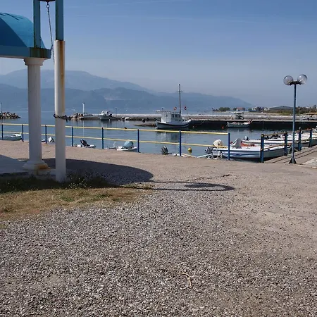 Chiliadou Iiib,ivb, παραλία φωκίδας, ναύπακτος חיליאדו