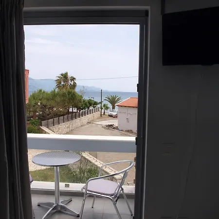 Chiliadou Iiib,ivb Apartment