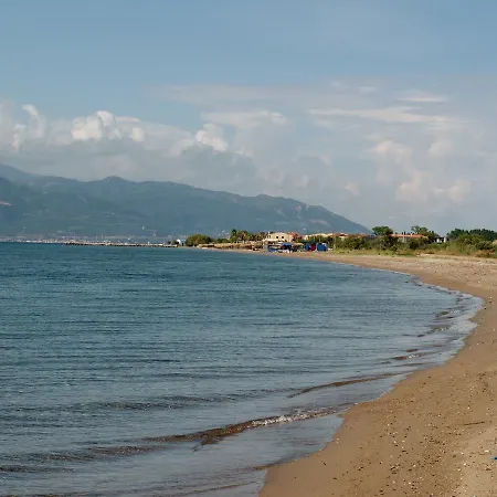 Chiliadou Iiib,ivb, παραλία φωκίδας, ναύπακτος 아파트 *